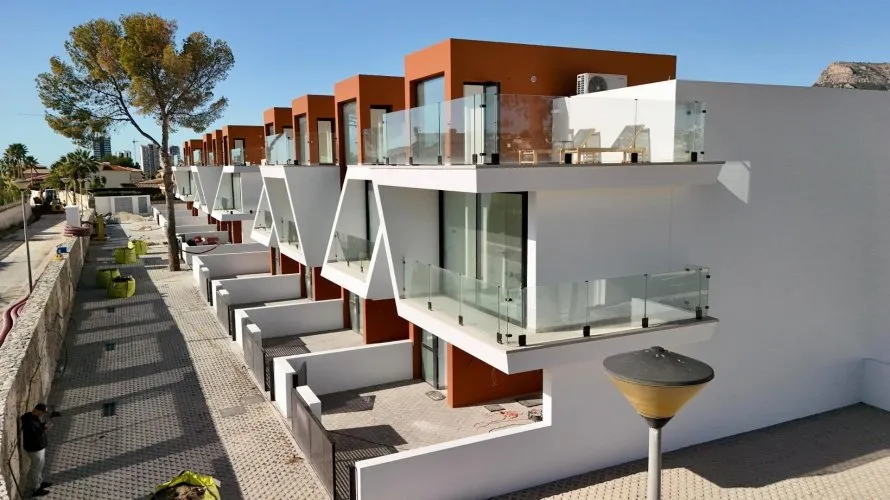 3 bedrooms house for sale, Calpe, Spain No. 486 № 4