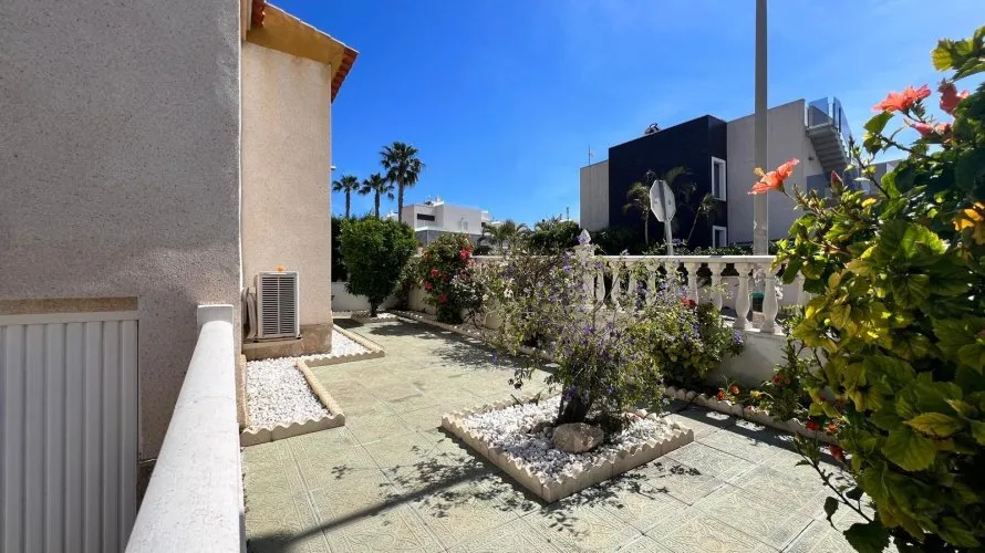 132m² house for sale, Torrevieja, Spain No. 884 № 22