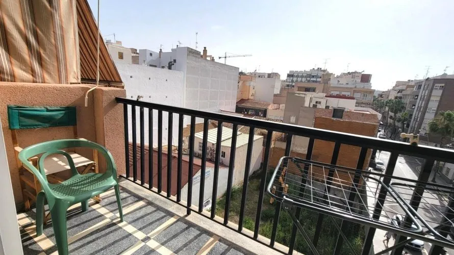 1 bedroom apartment for sale, Torrevieja, Spain No. 1040 № 1