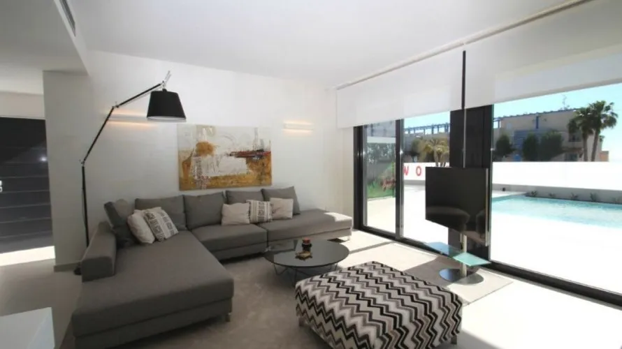 197m² villa for sale, La Zenia, Spain No. 252 № 6
