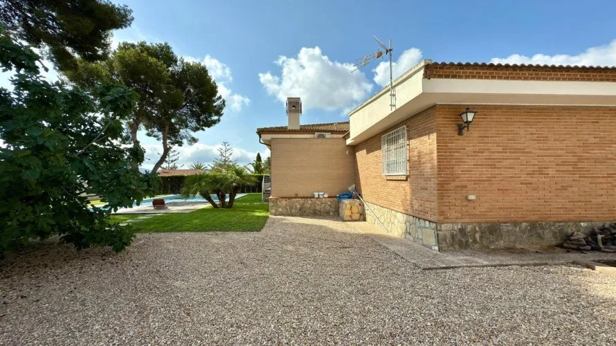 3 bedrooms villa for sale, La Nucia, Spain No. 80 № 22