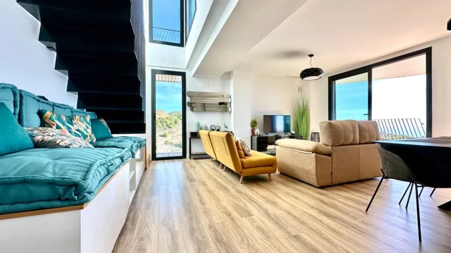 3 bedrooms penthouse for sale, Villajoyosa, Spain No. 370 № 4