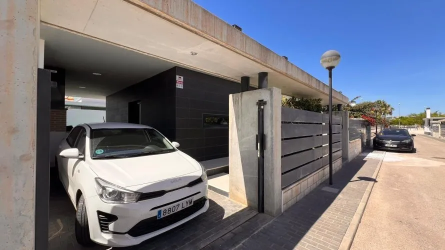 3 bedrooms apartment for sale, La Zenia, Spain No. 1351 № 6