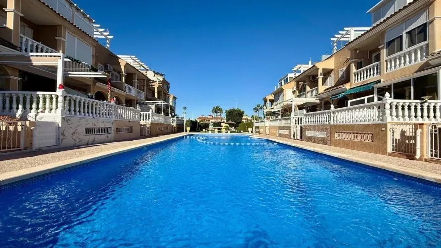 4 bedrooms villa for sale, Playa Flamenca II, Spain No. 169 № 3