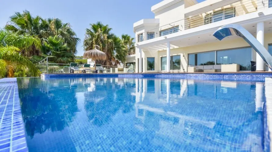 5 bedrooms house for sale, Benissa, Spain No. 841 № 1