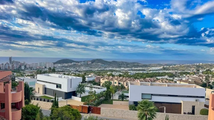 125m² penthouse for sale, Finestrat, Spain No. 1047 № 1