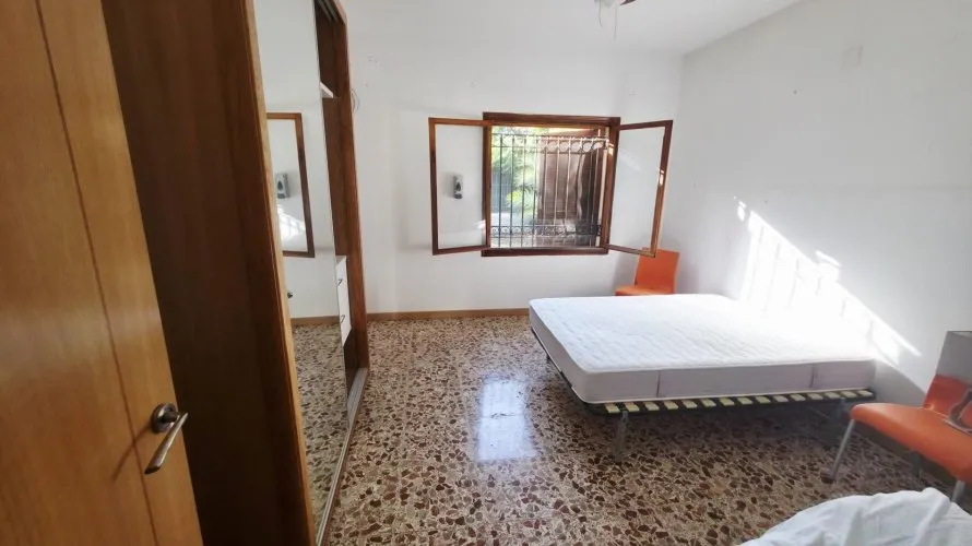 5 bedrooms apartment for sale, Alicante, Spain No. 906 № 4