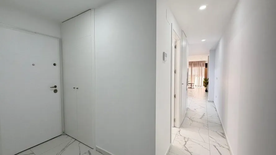 2 bedrooms apartment for sale, Torrevieja, Spain No. 1000 № 24