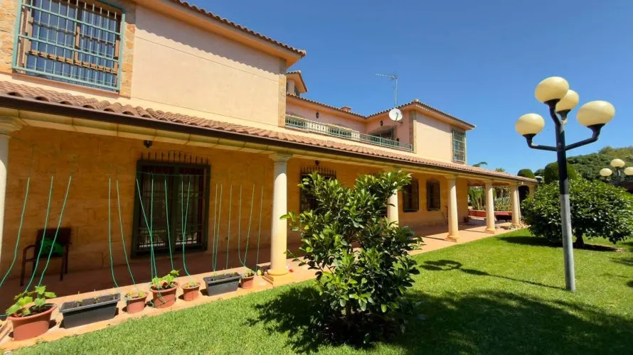 8 bedrooms villa for sale, Calpe, Spain No. 1153 № 10