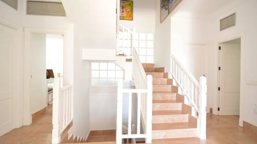 4 bedrooms villa for sale, Torrevieja, Spain No. 113 № 19