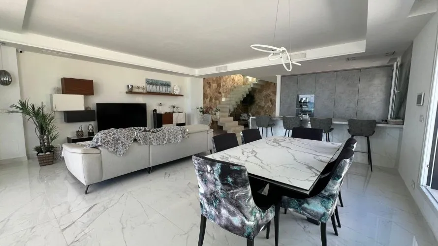 5 bedrooms villa for sale, La Mata, Spain No. 613 № 8