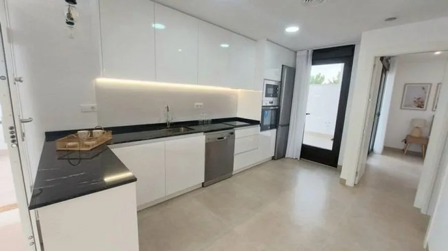 3 bedrooms villa for sale, San Pedro del Pinatar, Spain No. 490 № 7