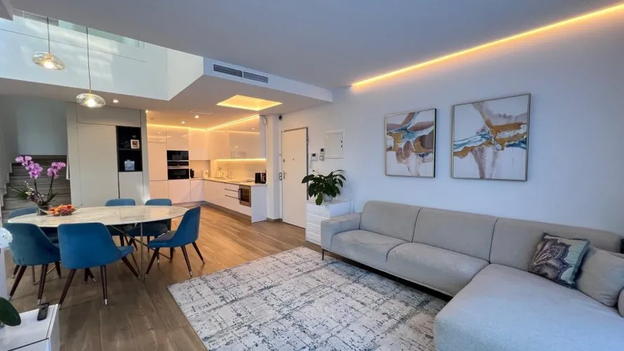 3 bedrooms villa for sale, La Veleta, Spain No. 556 № 26