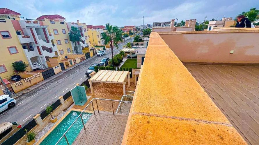 5 bedrooms villa for sale, La Zenia, Spain No. 1270 № 27