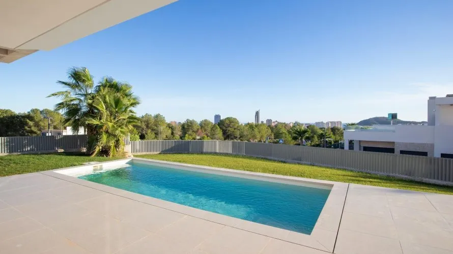 4 bedrooms villa for sale, Finestrat, Spain No. 687