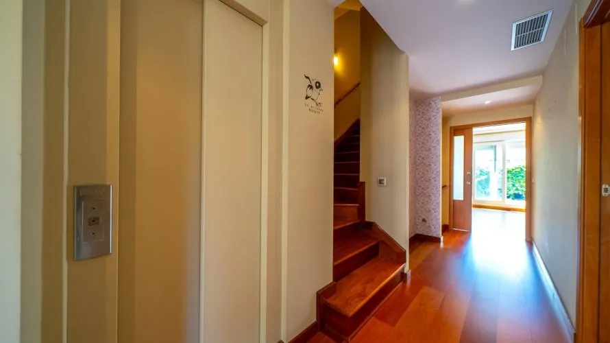 3 bedrooms apartment for sale, Pozuelo de Alarcon, Spain No. 1404
