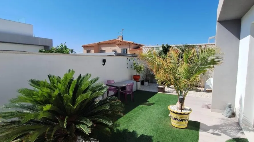 106m² villa for sale, Torrevieja, Spain No. 1284 № 18
