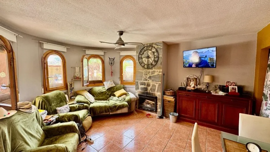 3 bedrooms house for sale, Relleu, Spain No. 1233 № 8