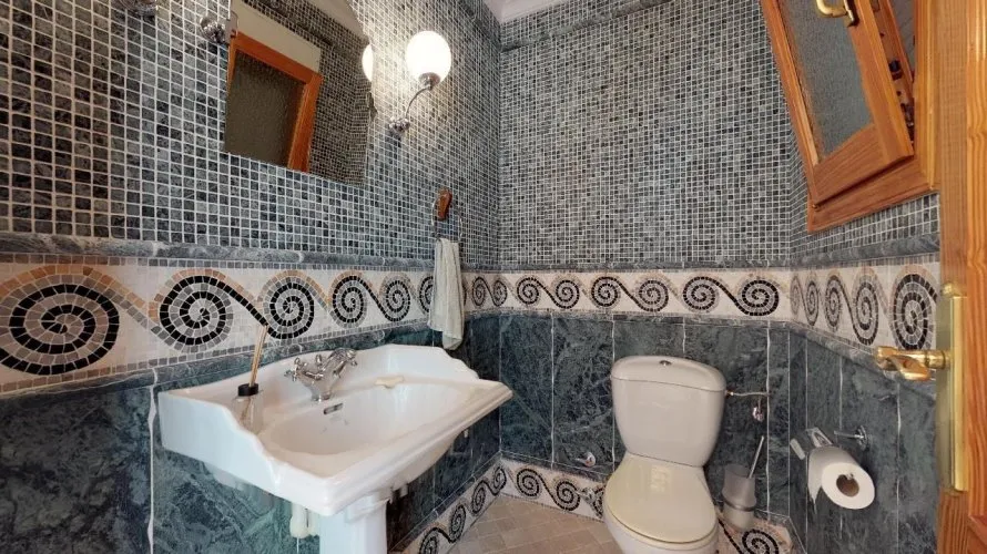 7 bedrooms villa for sale, Maryvilla, Spain No. 397 № 27