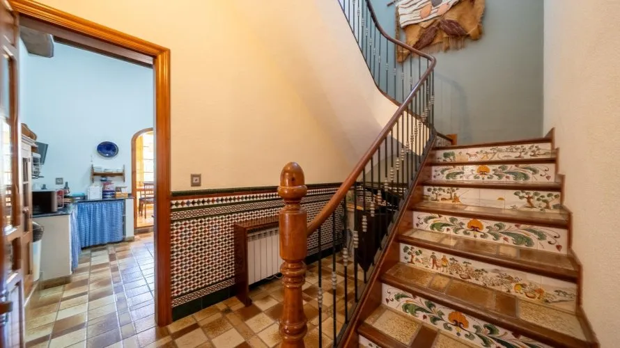 7 bedrooms house for sale, Mutxamel, Spain No. 658 № 14