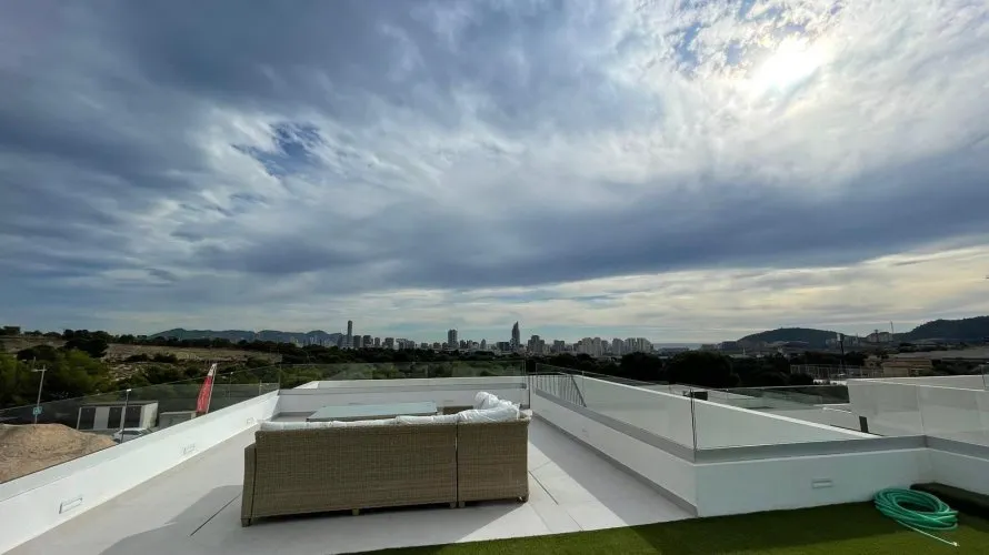 139m² villa for sale, Finestrat, Spain No. 570