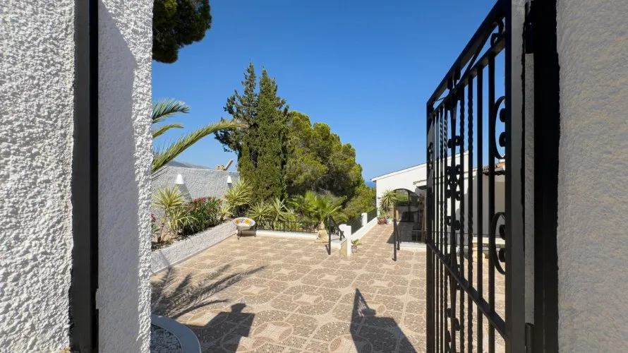 3 bedrooms villa for sale, La Nucia, Spain No. 1185 № 24
