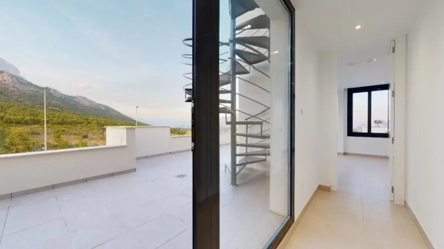 4 bedrooms apartment for sale, La Alberca, Spain No. 369 № 8