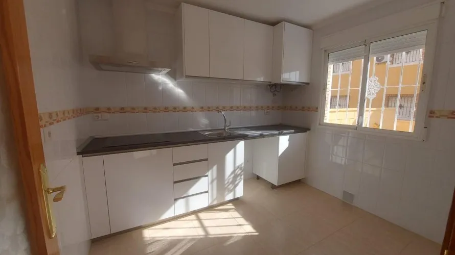 3 bedrooms house for sale, Rojales, Spain No. 971 № 8