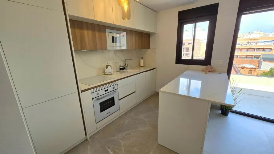 2 bedrooms penthouse for sale, Torrevieja, Spain No. 1184 № 6
