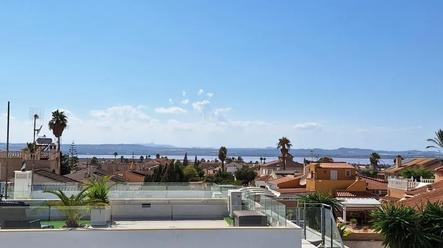 106m² villa for sale, Torrevieja, Spain No. 1284 № 6
