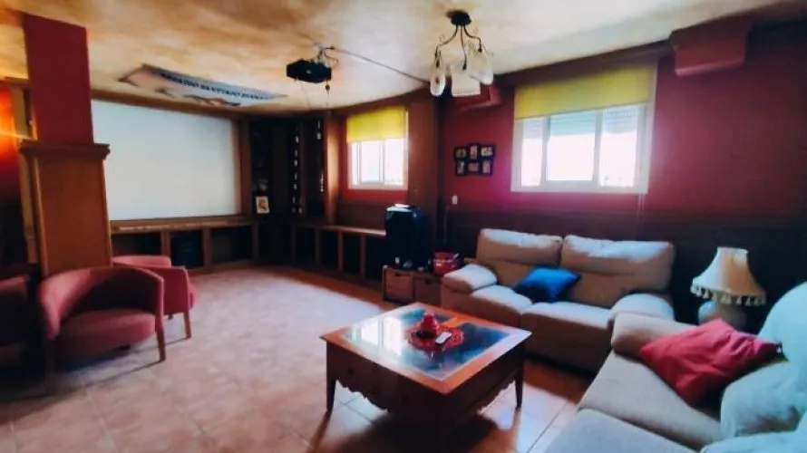 283m² apartment for sale, Torrevieja, Spain No. 619 № 10