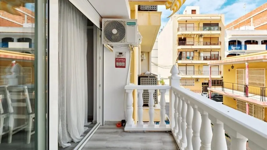 75m² apartment for sale, Torrevieja, Spain No. 1346 № 2