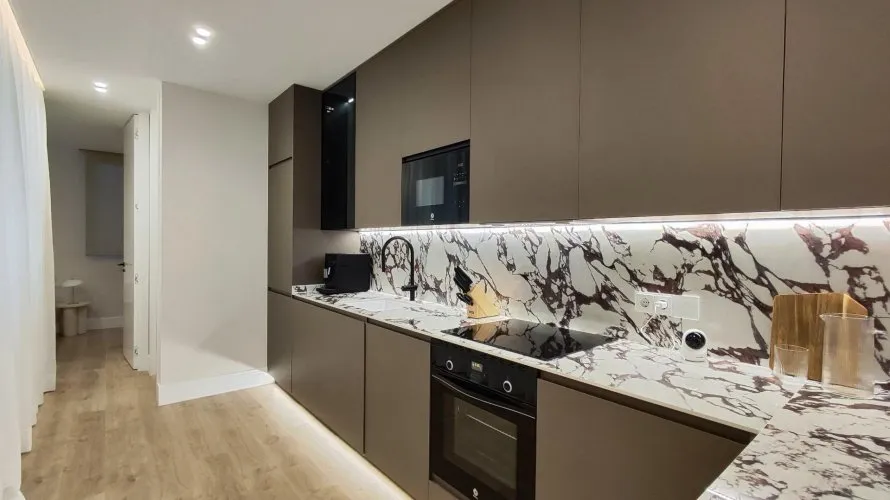 2 bedrooms apartment for sale, Madrid, Spain No. 643 № 6