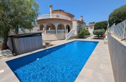 3 bedrooms apartment for sale, Rojales, Spain No. 767