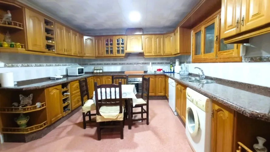 5 bedrooms apartment for sale, Mutxamel, Spain No. 359 № 14