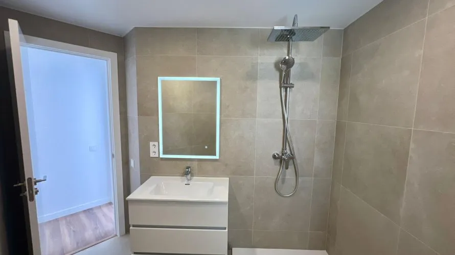1 bedroom penthouse for sale, Manises, Spain No. 1424 № 12