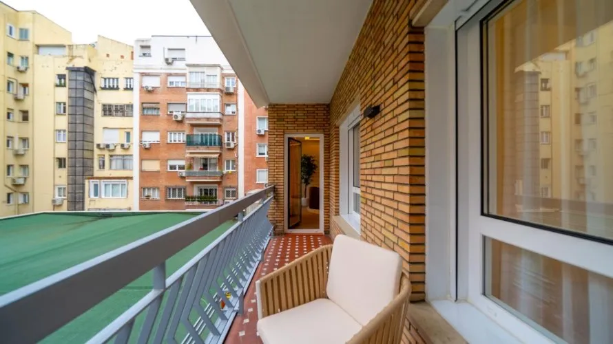 3 bedrooms apartment for sale, Madrid, Spain No. 985 № 16