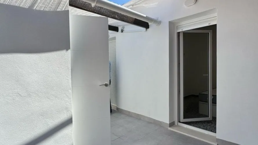 3 bedrooms apartment for sale, Torrevieja, Spain No. 166 № 12