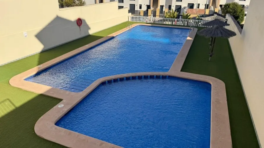 3 bedrooms house for sale, Los Dolses, Spain No. 90 № 1