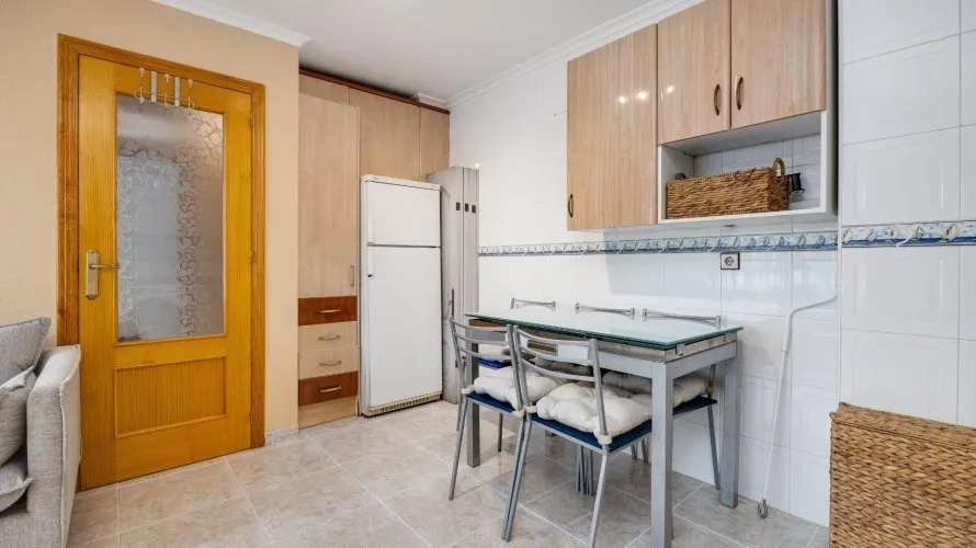 2 bedrooms apartment for sale, Torrevieja, Spain No. 2146 № 17