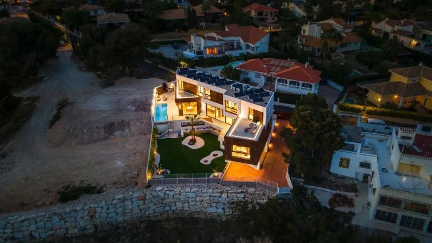 4 bedrooms villa for sale, Benidorm, Spain No. 2015 № 4