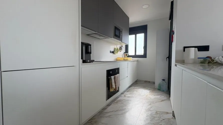 1 bedroom penthouse for sale, Guardamar del Segura, Spain No. 1998 № 12