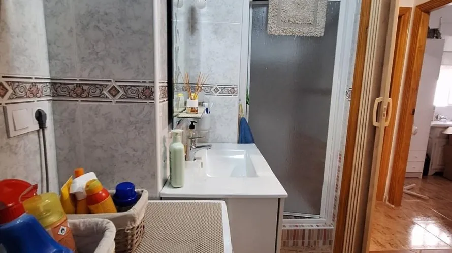 1 bedroom apartment for sale, Torrevieja, Spain No. 2288 № 11