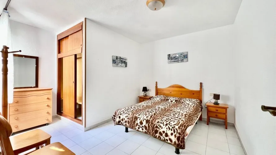 1 bedroom penthouse for sale, Torrevieja, Spain No. 2130 № 1