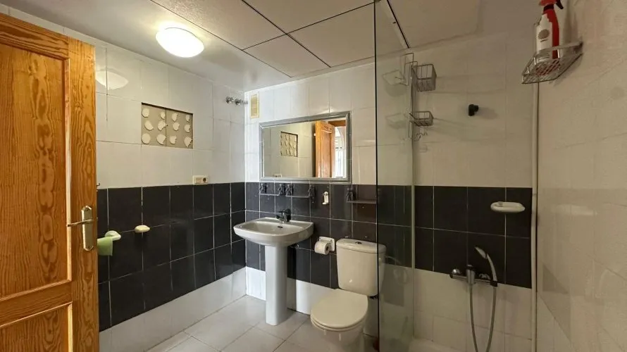 3 bedrooms apartment for sale, Torrevieja, Spain No. 2126 № 1