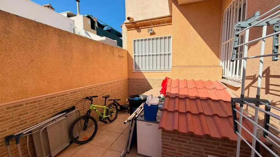3 bedrooms house for sale, Torrevieja, Spain No. 1988 № 24