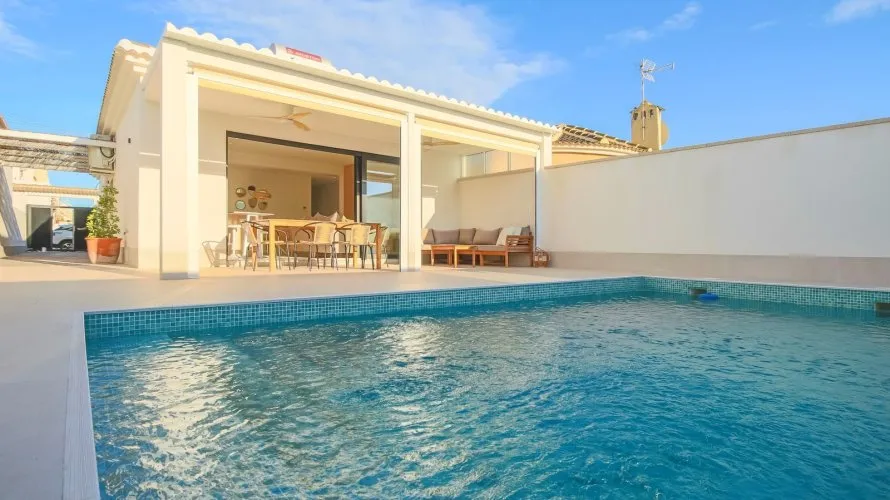 102m² villa for sale, Torrevieja, Spain No. 1939 № 2