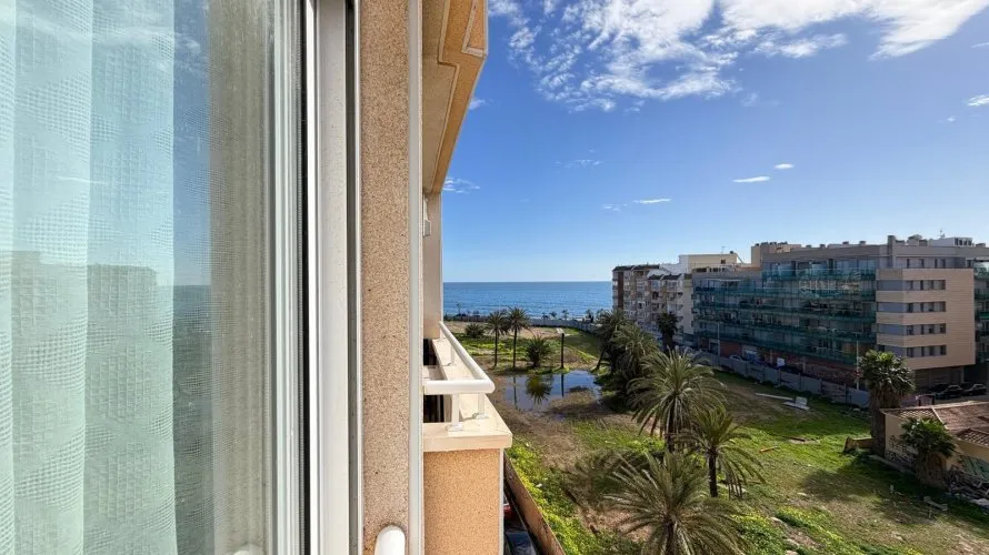 2 bedrooms apartment for sale, Torrevieja, Spain No. 2119 № 4