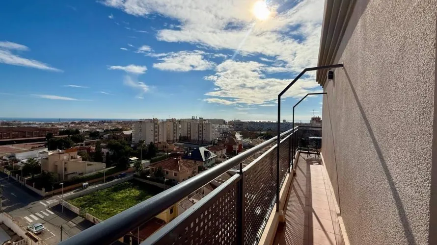 1 bedroom penthouse for sale, Nueva Torrevieja, Spain No. 2106 № 13