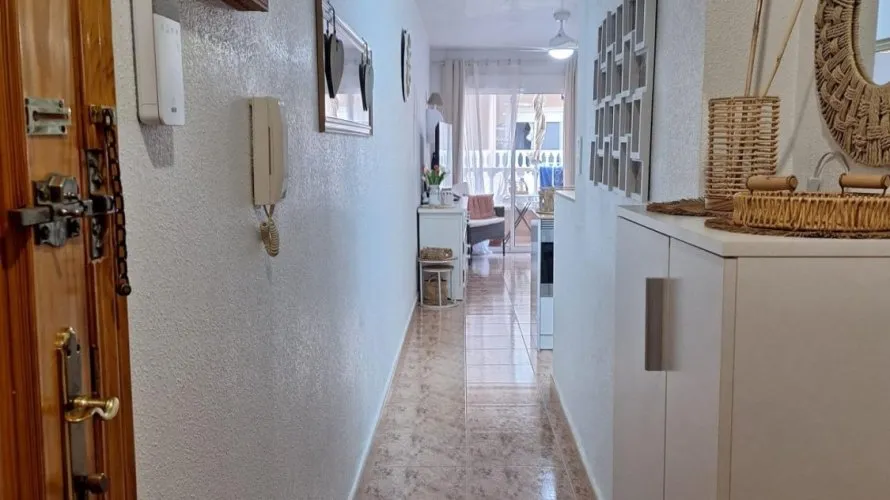 1 bedroom apartment for sale, Torrevieja, Spain No. 2288 № 14